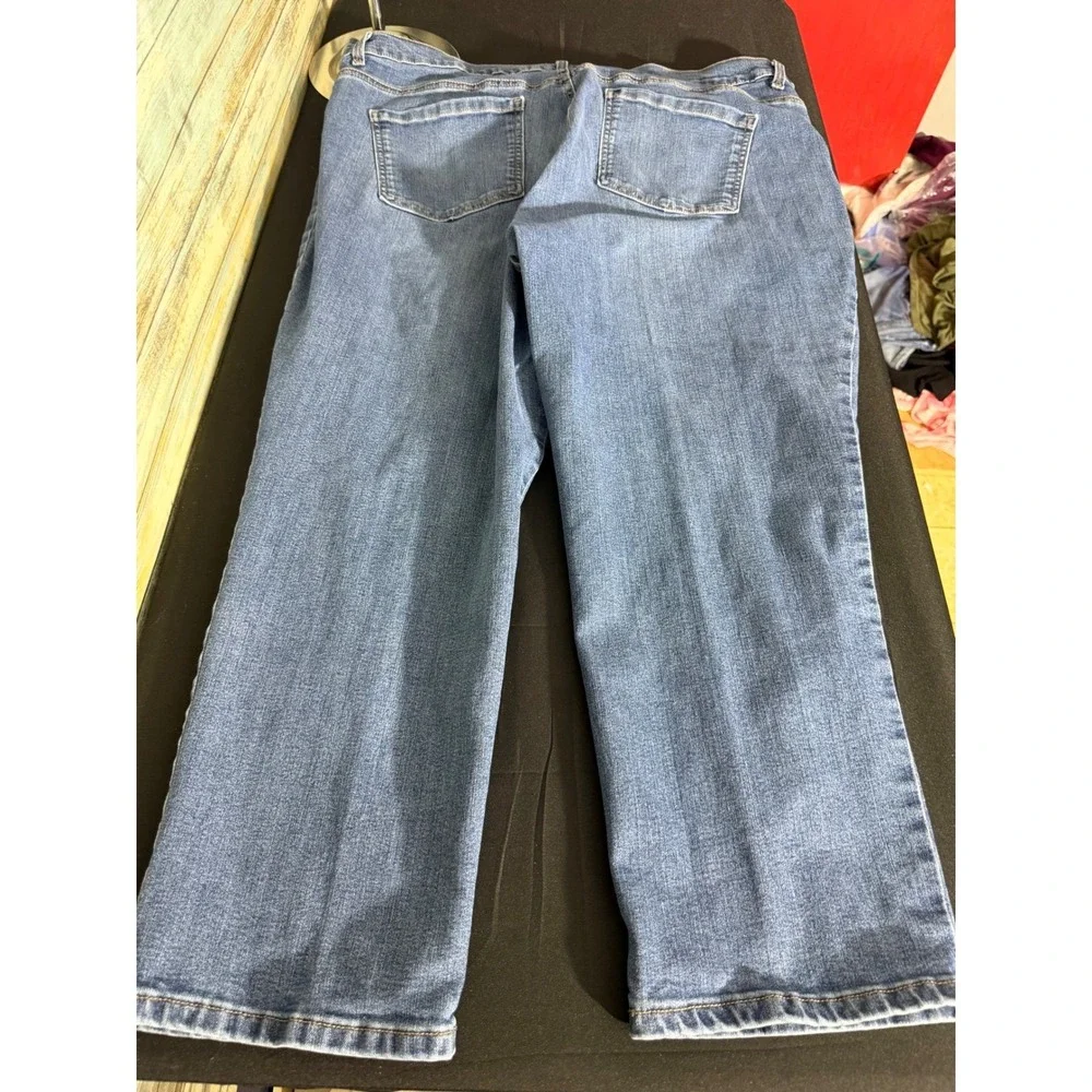 Gloria Vanderbilt Amanda Jeans 22W Blue Excellent Straight Leg High Rise Stretch